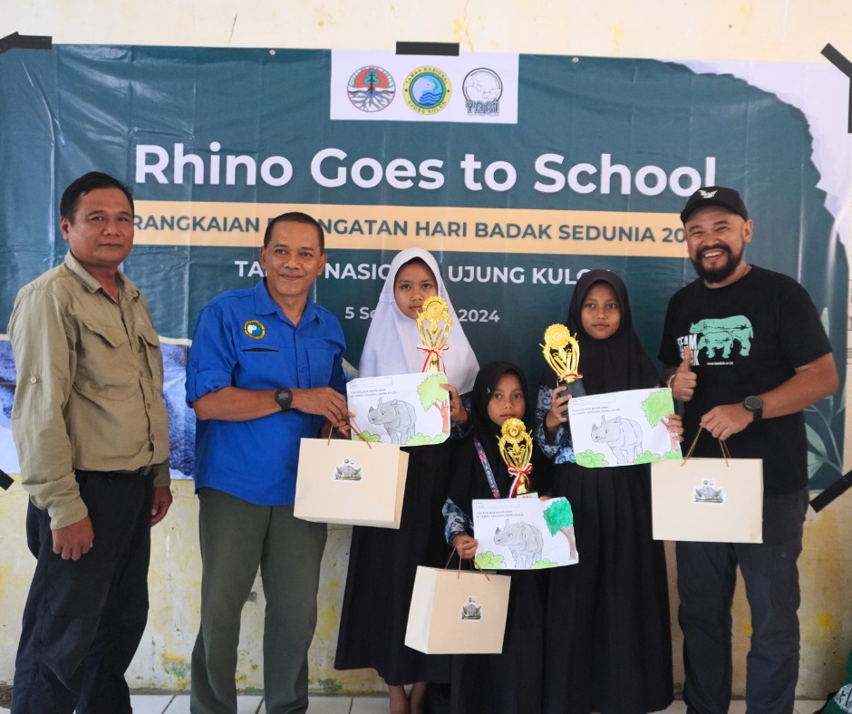 Blusukan YABI dan TNUK Goes to School, Ajak Pelajar Cintai dan Lindungi Badak Sedak&nbsp;Dini